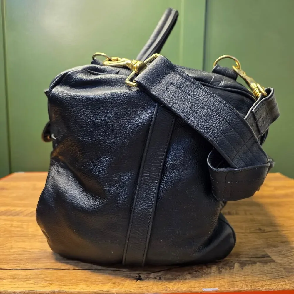 Black leather duffle Travel Weekender bag Gym Shoulder carry-on 20x11x9in